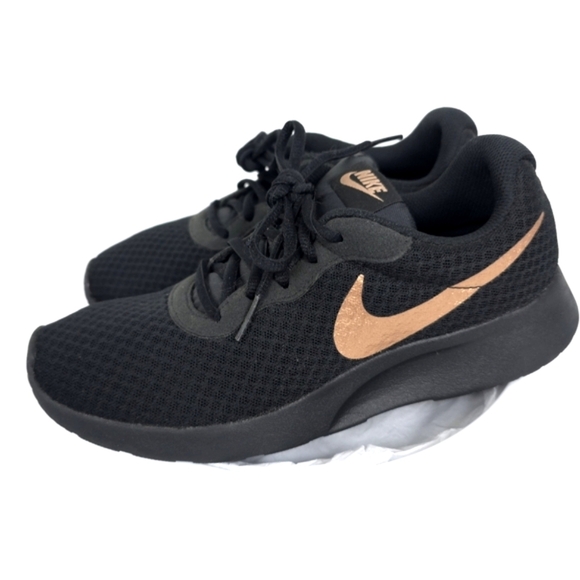 Women’s Nike Tanjun- Black with Gold Check - Picture 1 of 7